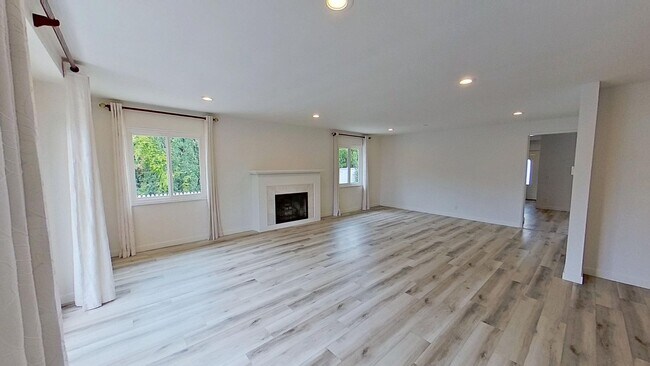 Foto del edificio - 12431 Pleasant Pl