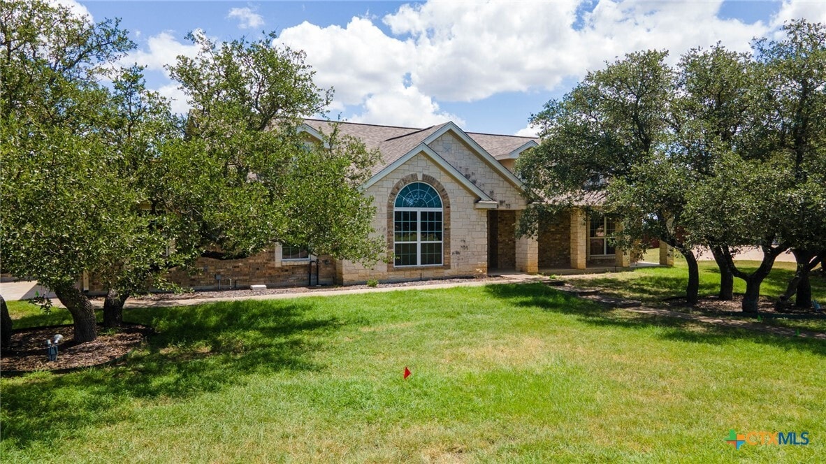 Foto principal - 336 Skyline Dr