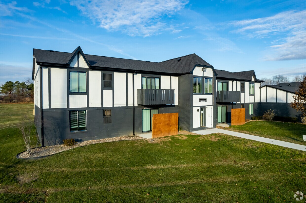 The LUX off Linden Apartments in Flint, MI