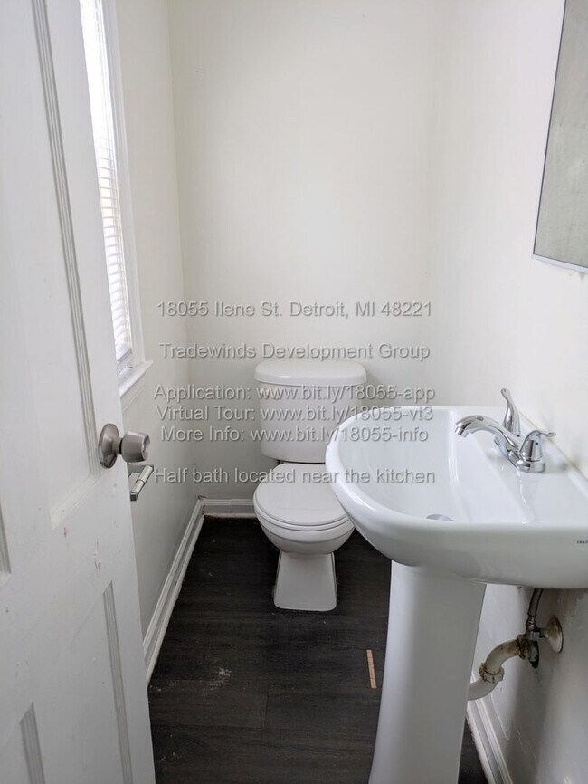 Foto del edificio - 18055 Ilene St