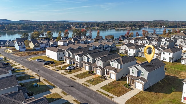 Building Photo - 6393 Rainbow Row