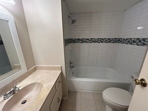 Building Photo - 14911 Wunderlich Dr