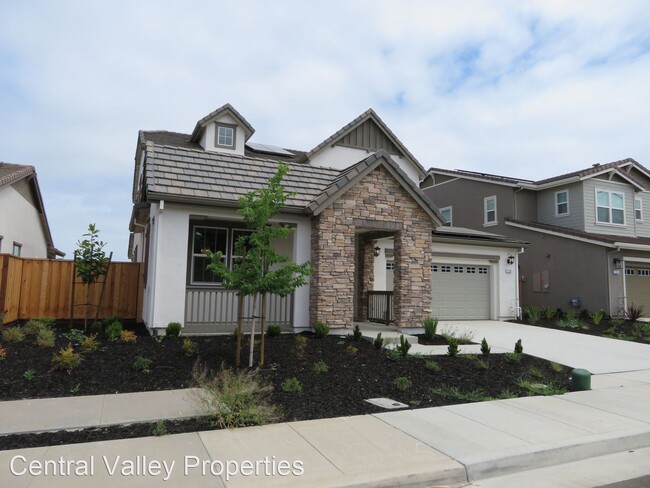 Foto del edificio - 4 br, 3.5 bath House - 1181 Dominique Dr.