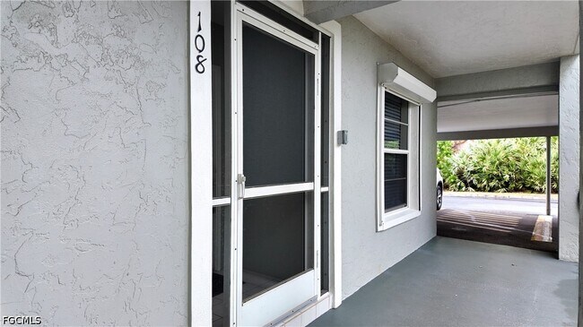 Foto del edificio - 509 Roma Ct