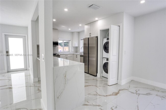 Foto del edificio - 3305 SW 2nd St