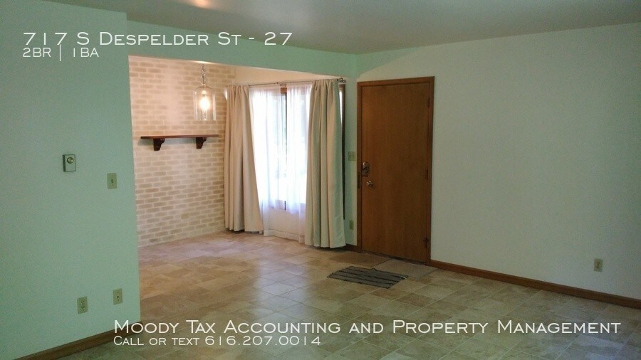Building Photo - 717 S Despelder St