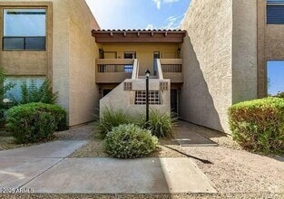 Building Photo - 8651 E Royal Palm Rd