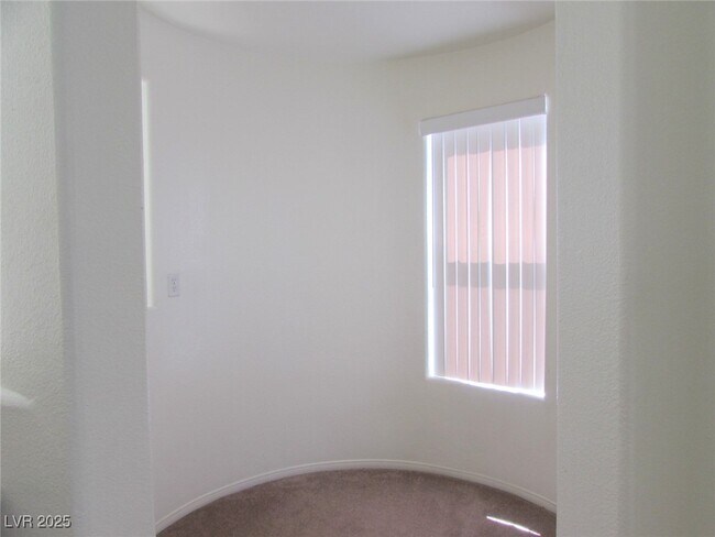 Foto del edificio - 5249 W Palm Pinnacle Ave