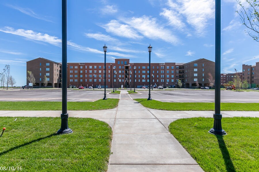 Residence at Town Square Apartments in Amarillo, TX