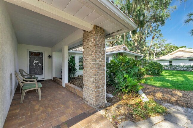 Building Photo - 3601 Garden Lakes Clenet