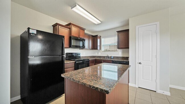 Building Photo - 5135 Cottage Creek Ln