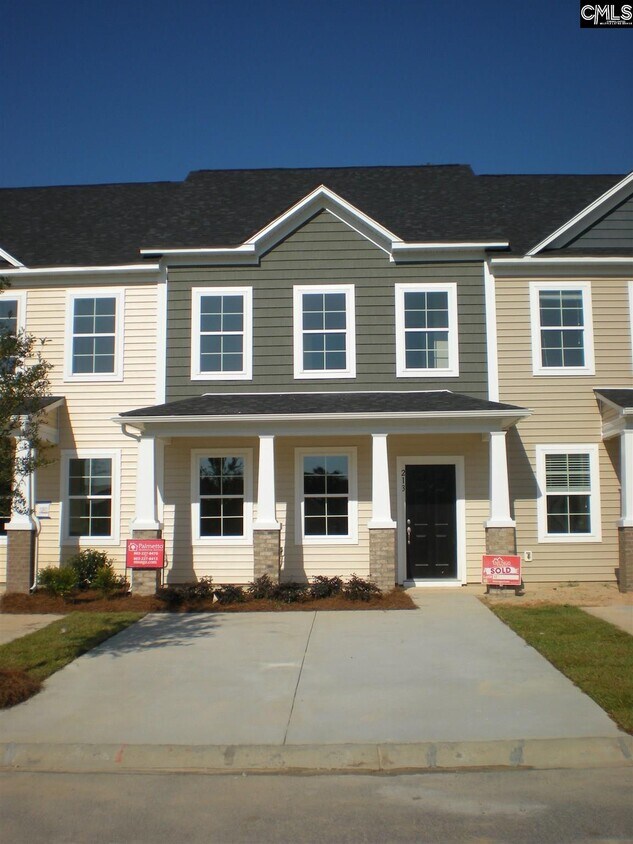 Building Photo - 213 Favorite Ct