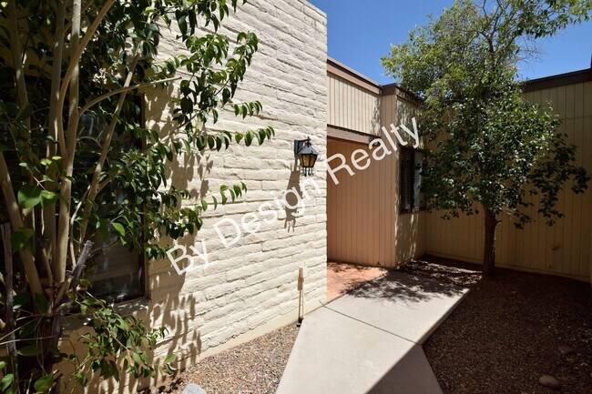 Foto del edificio - Updated Sunrise at Presidio 2 Bed 2 Bath Townhome