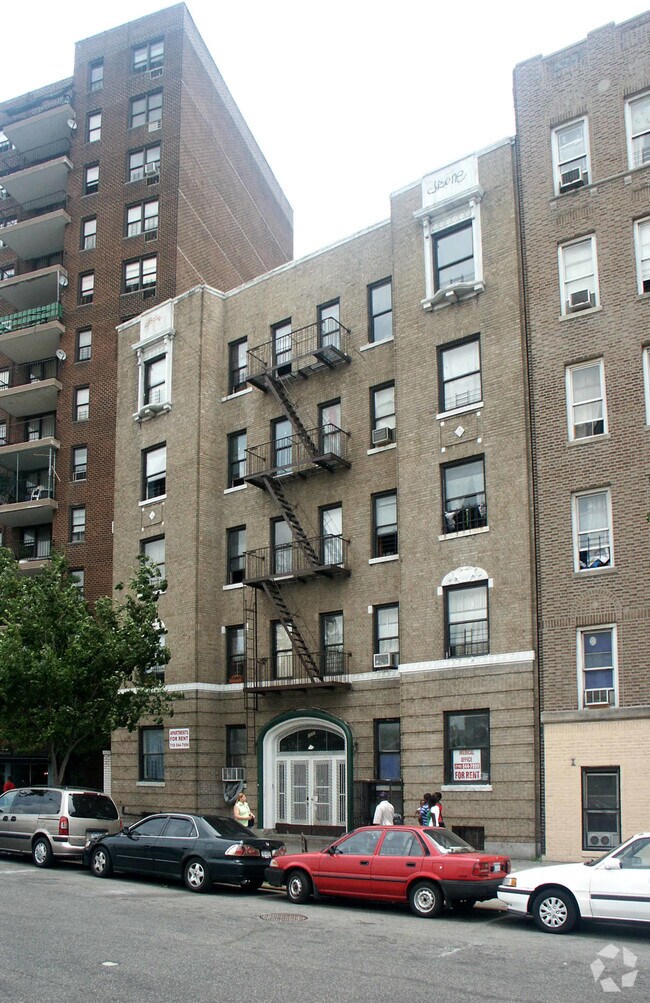 1692 Grand Concourse, Bronx, NY 10457 Apartments Bronx, NY