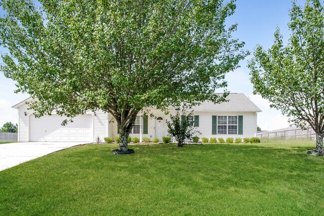 Building Photo - 112 Fox Chase Trail