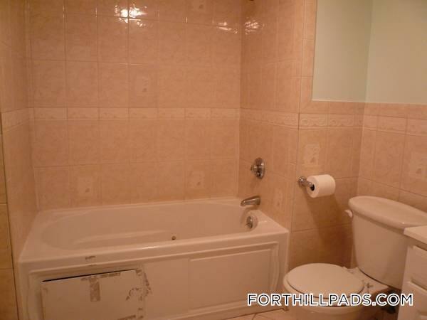 Foto del edificio - 22 Highland Ave