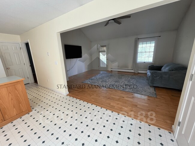 Foto del edificio - Beautiful 3 Bedroom House to rent @ Neck Rd, China