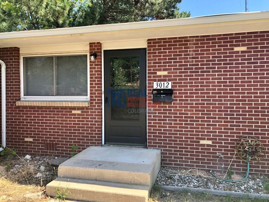 Primary Photo - 3012 Butternut Dr