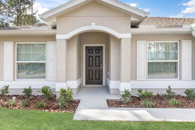 Building Photo - 5 Seabury Pl