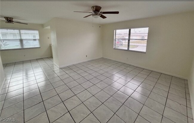 Building Photo - 3805 SE 11th Ave