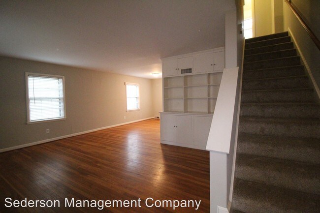 Building Photo - 7508 Terrace St