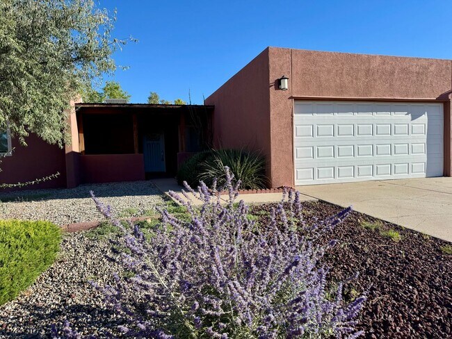 Building Photo - Home in Heritage Hills