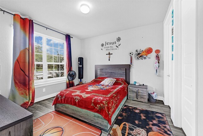 Building Photo - 2512 Ravenna Ct