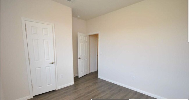 Building Photo - 1404 Muirfield Bend Dr