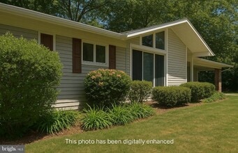Building Photo - 2622 Occidental Dr