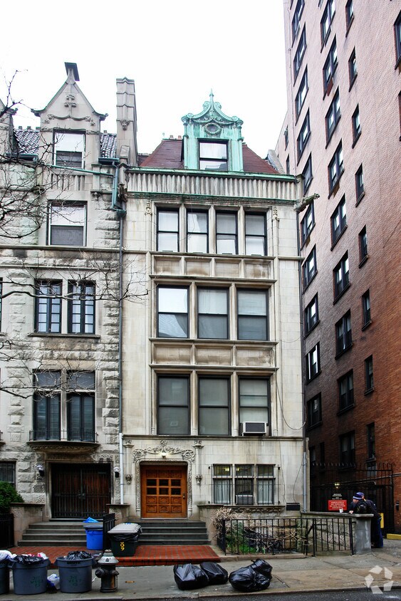 Foto del edificio - 309 W 75th St