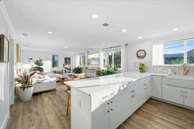 Building Photo - 149 Menendez Rd
