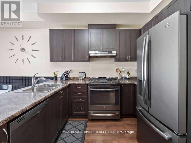 Building Photo - 40 Tollgate St