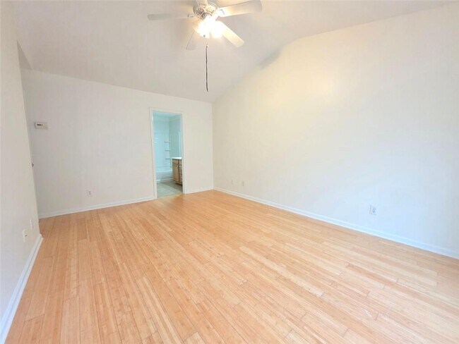 Foto del edificio - 1685 Southgate Mill Dr