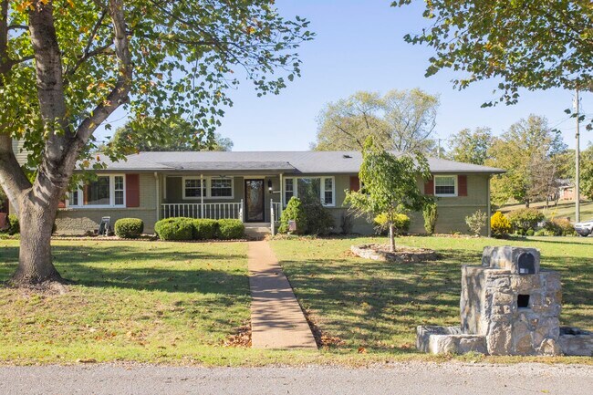 Photo - 1931 Valley Park Dr House