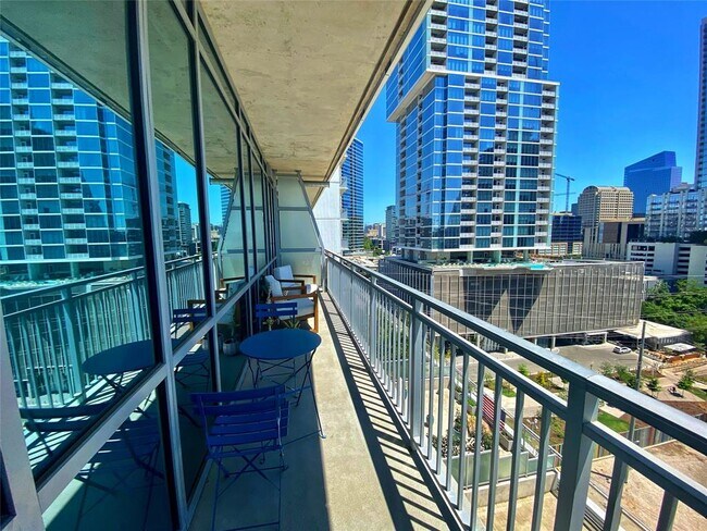 Foto del edificio - 222 West Ave