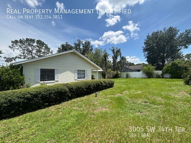 Foto del edificio - 3005 SW 34th Terrace