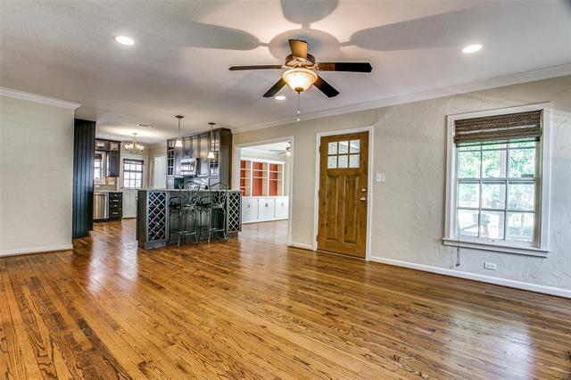 Foto del edificio - 3849 Westcliff Rd S