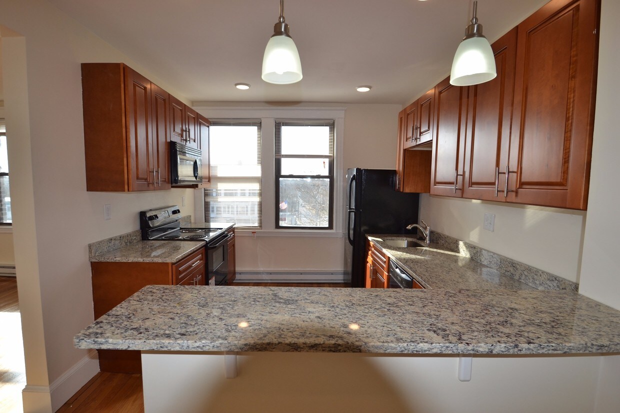 Primary Photo - 379 Broadway