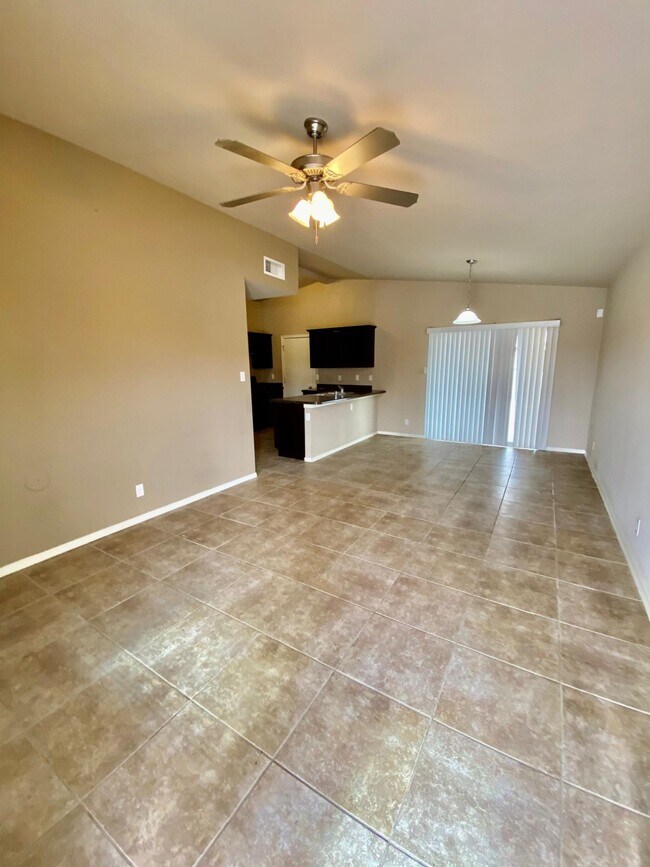 Foto del edificio - 12873 Hueco Mine Dr