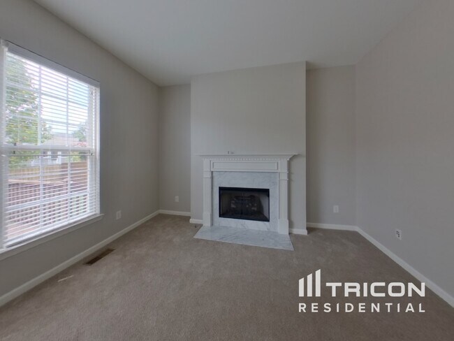 Foto del edificio - 2513 Hester Ct
