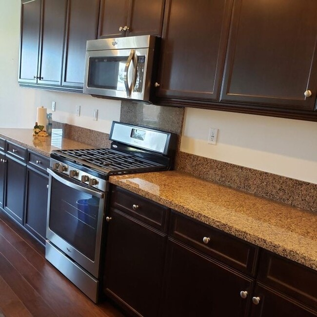 Building Photo - 9803 Buckhorn Peak Dr