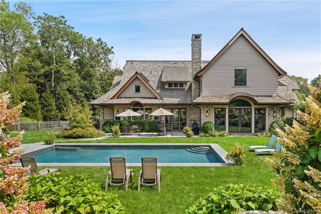 Foto principal - 143 W Patent Rd