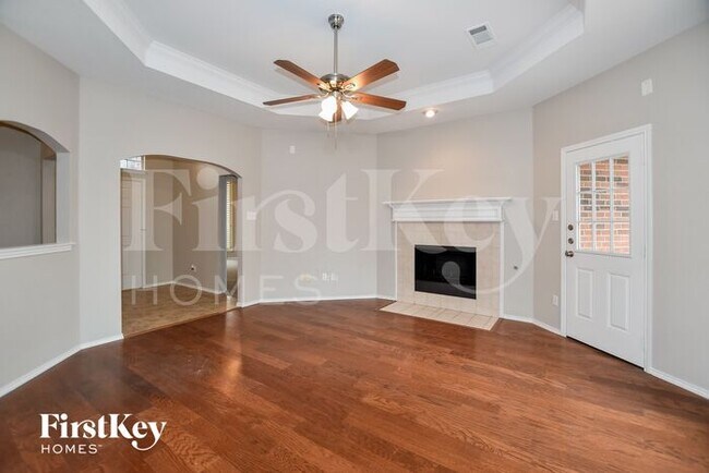 Foto del edificio - 2304 Wooten Pl