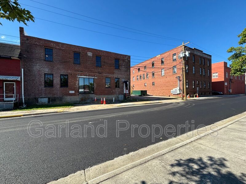 Foto del edificio - 0 1st St NE