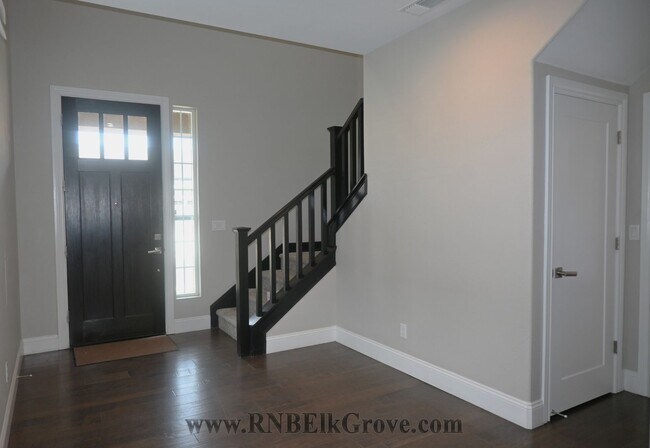 Foto del edificio - Resident Benefit Package Property
