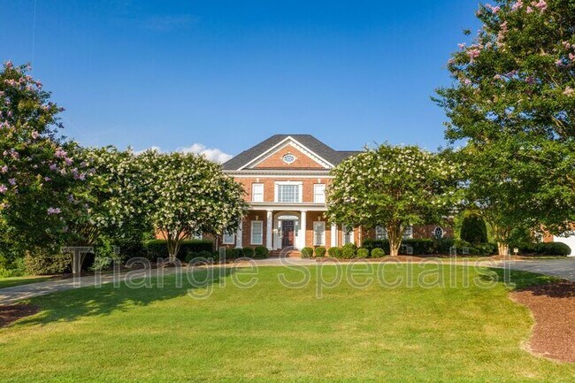 Foto del edificio - 6028 Crescent Knoll Dr