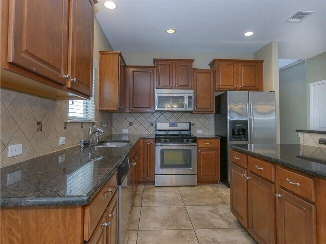 Building Photo - 3317 Crispin Hall Ln