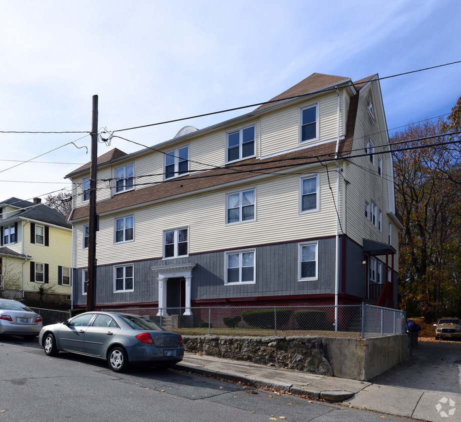 Building Photo - 147 Rebekah St