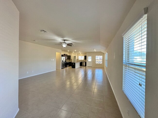 Building Photo - Viewable Now!