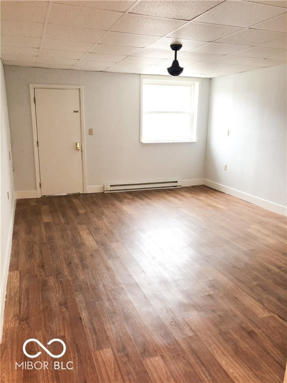 Building Photo - 106 S Market St